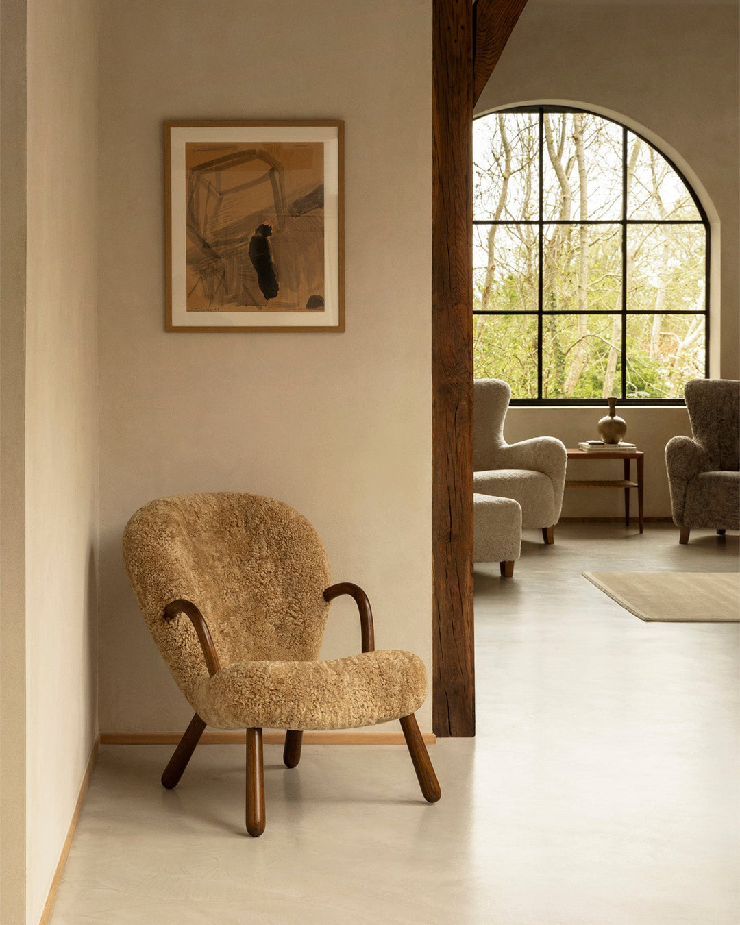 Clam Chair Maple Fumed Oak, in AM Designs showroom, Antwerpen