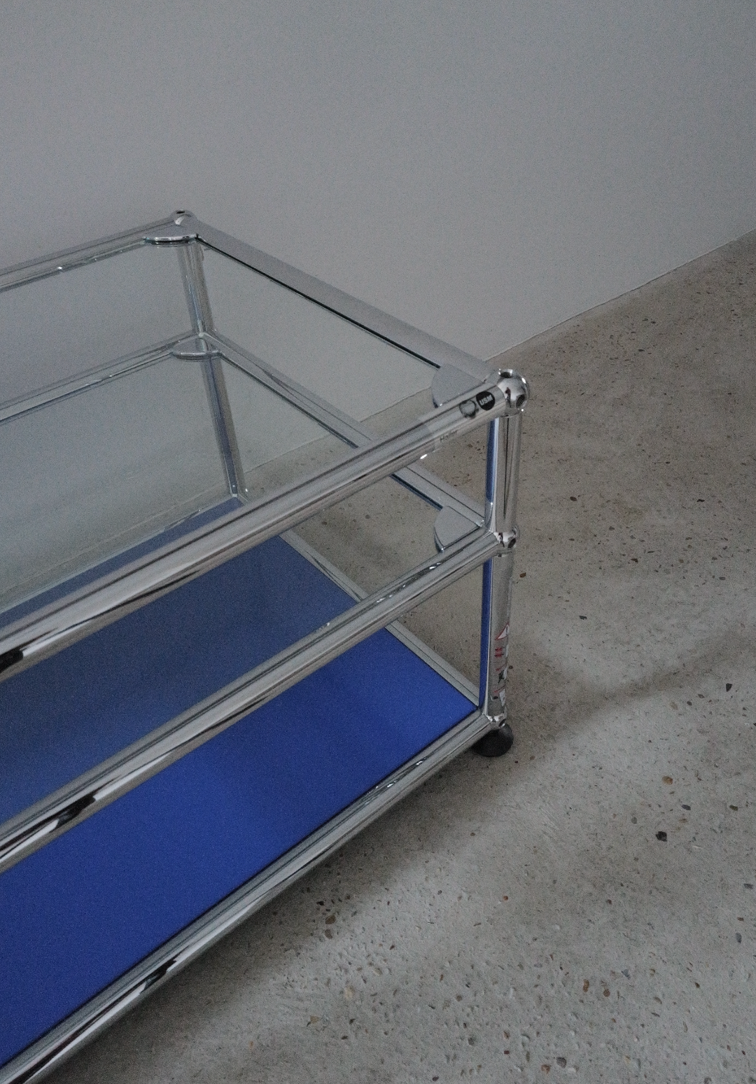 USM Haller side table