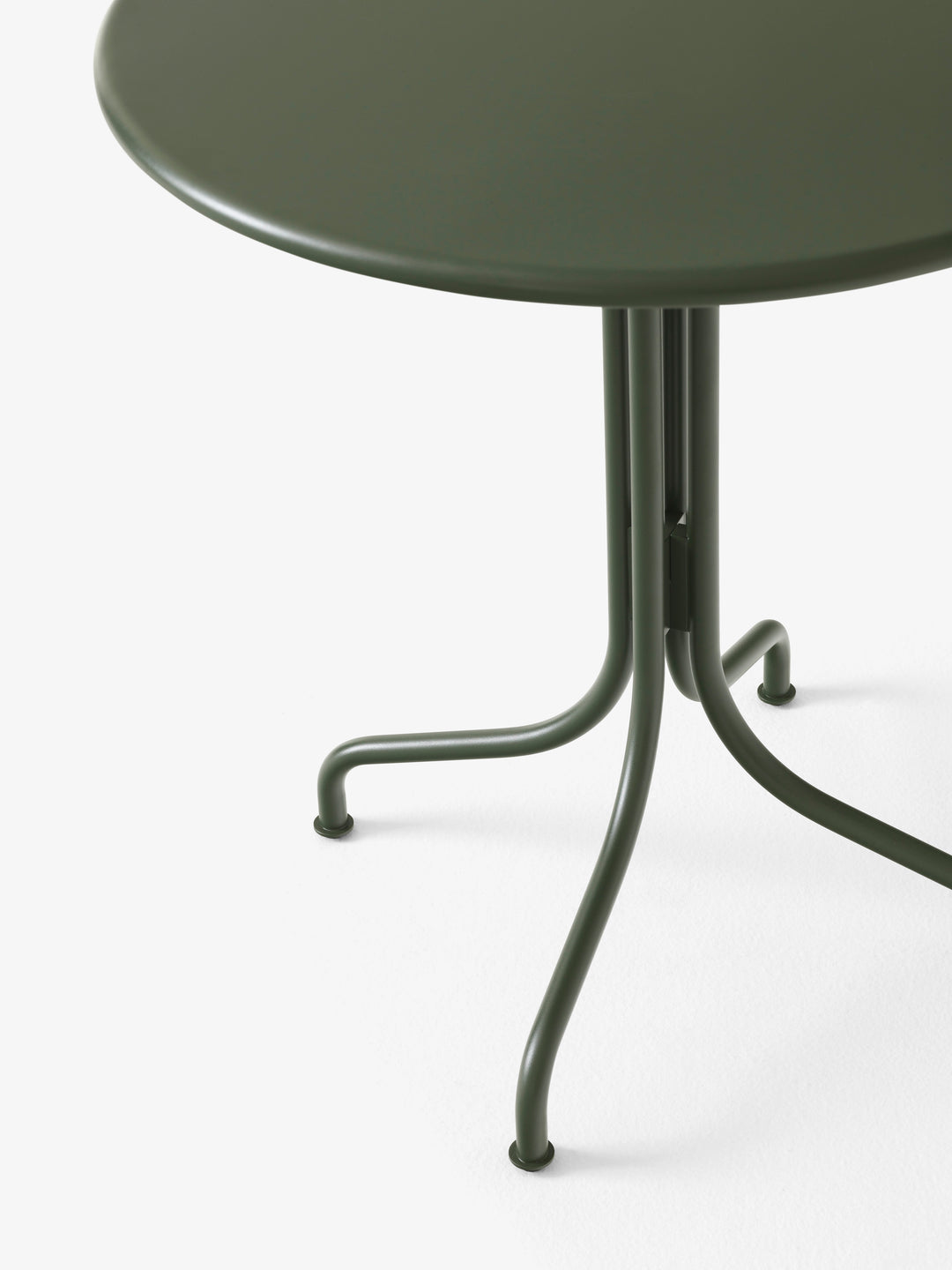 Thorvald outdoor table SC96