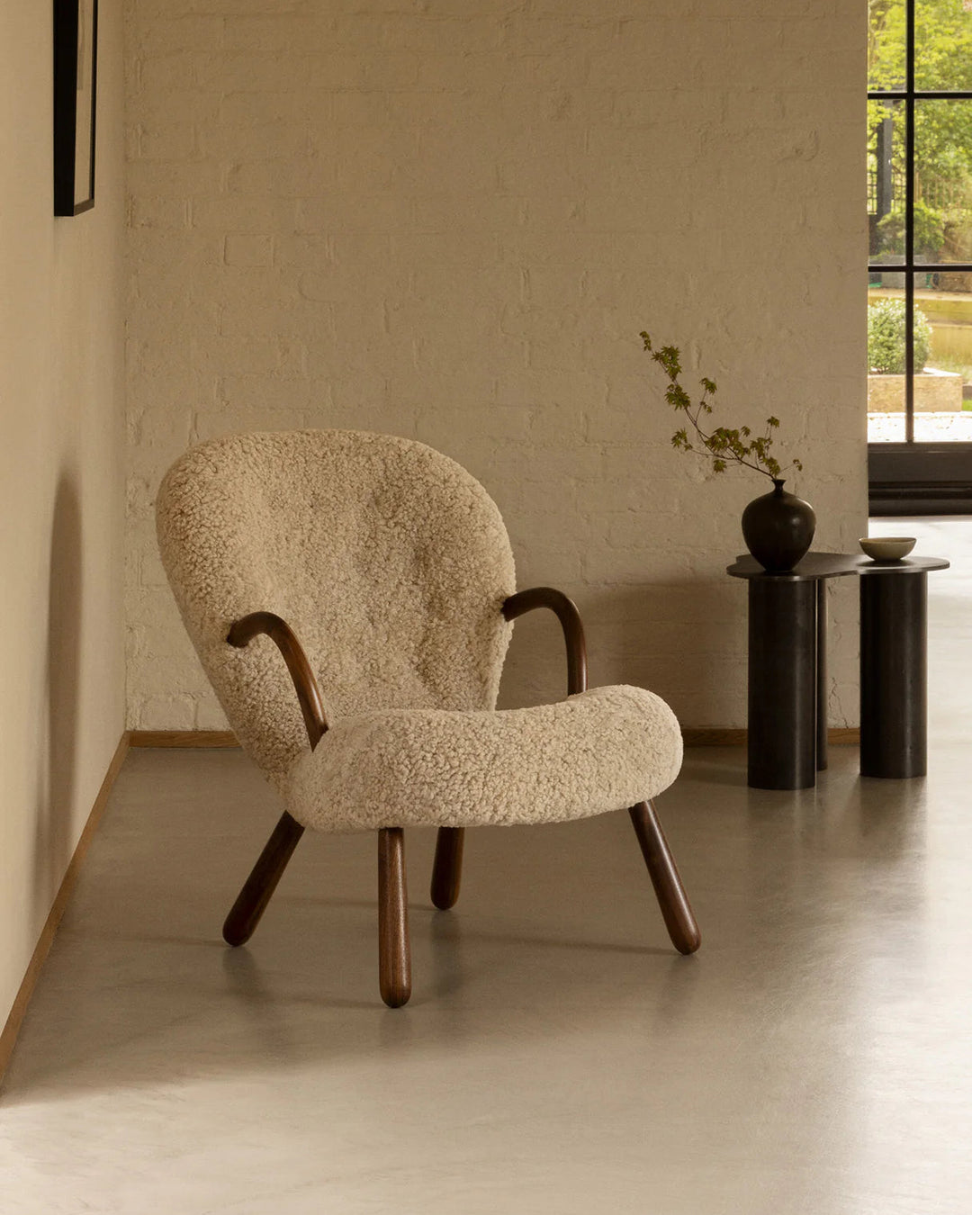 Clam Chair, in AM Designs showroom, Antwerpen