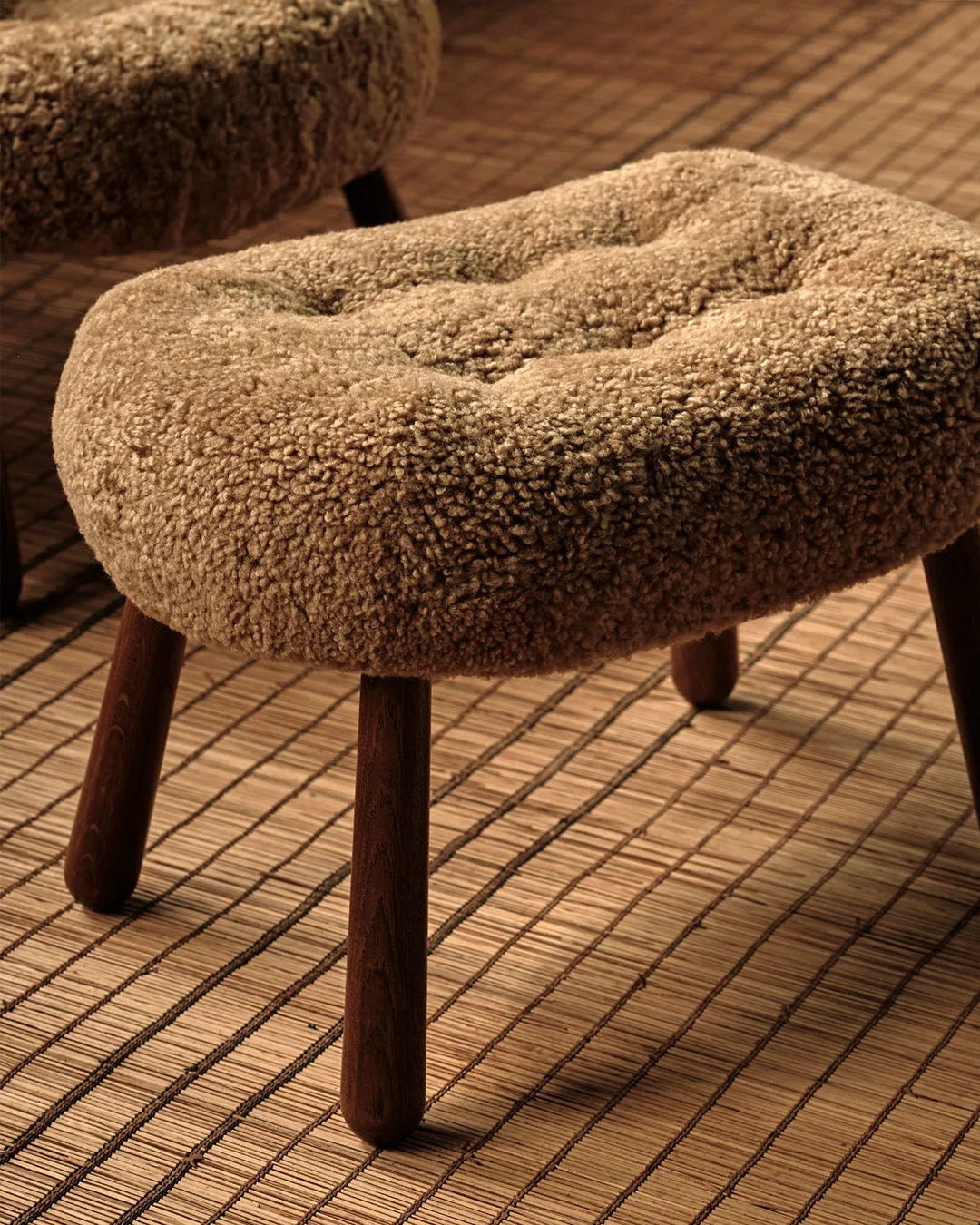 Clam Stool Maple Fumed Oak, in AM Designs showroom, Antwerpen