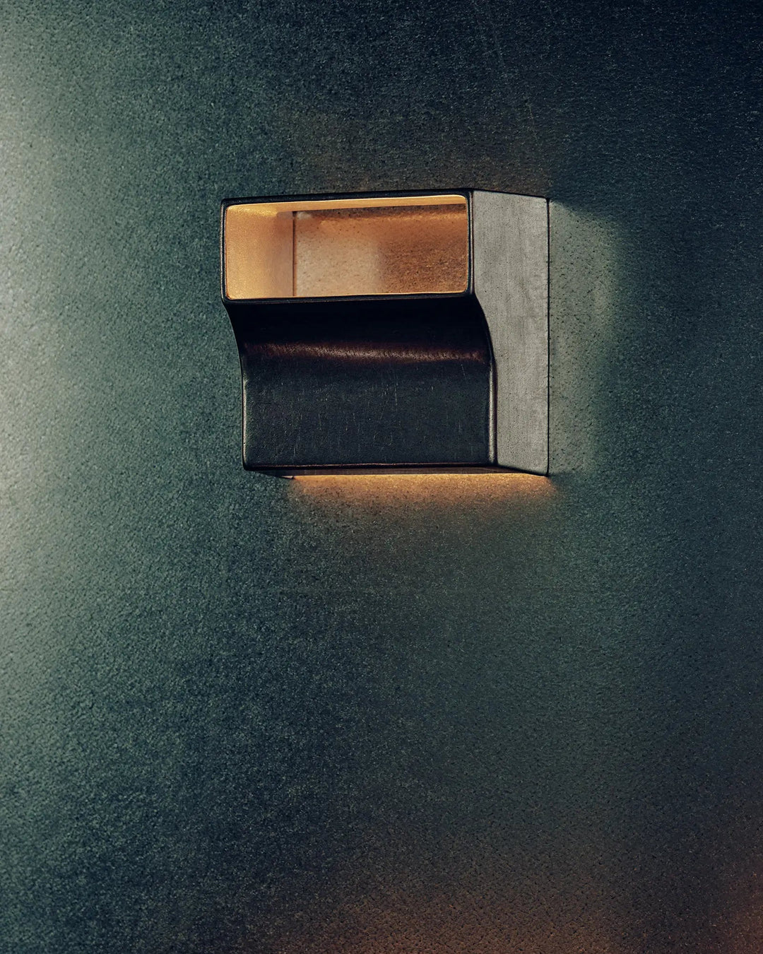 Scoop Wall Light Small, in AM Designs showroom, Antwerpen